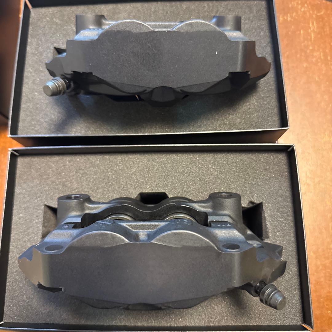 スズキ　KATANA 刀　brembo キャリパー 2個セット　新車外し
