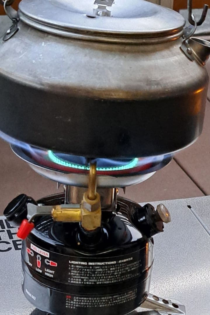 コールマン　フェザーストーブ　スーパーポンピング　フューエルファネル