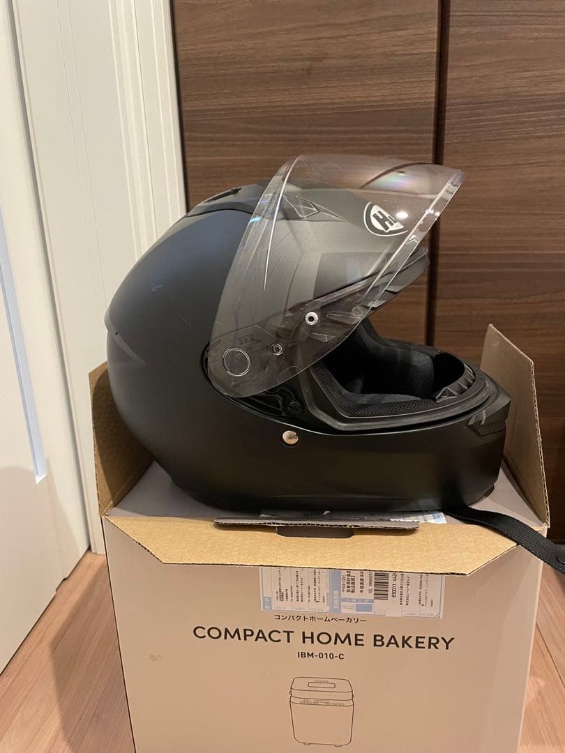 k*3様 HJCヘルメット