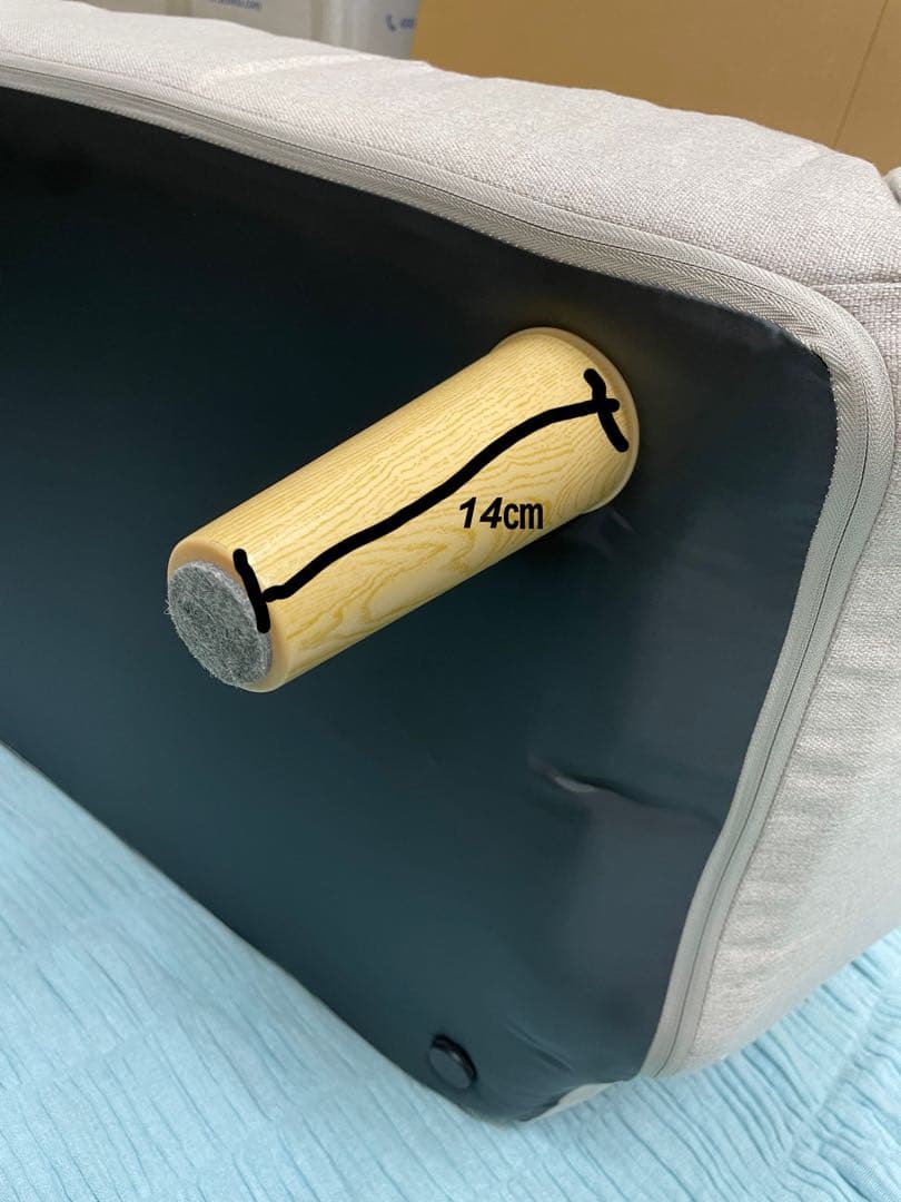 ライトグレー ファブリックソファ　ローソファ　一人暮らし