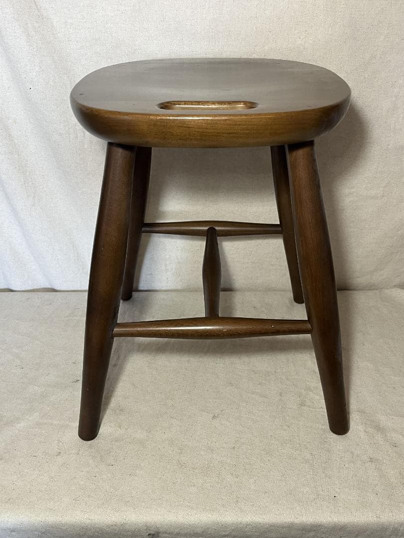 美品！【飛騨産業】 キツツキマーク 持ち手付きスツール高さ約42㎝