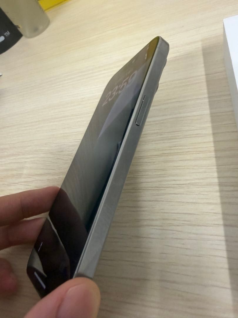 携帯電話本体 Han Thai