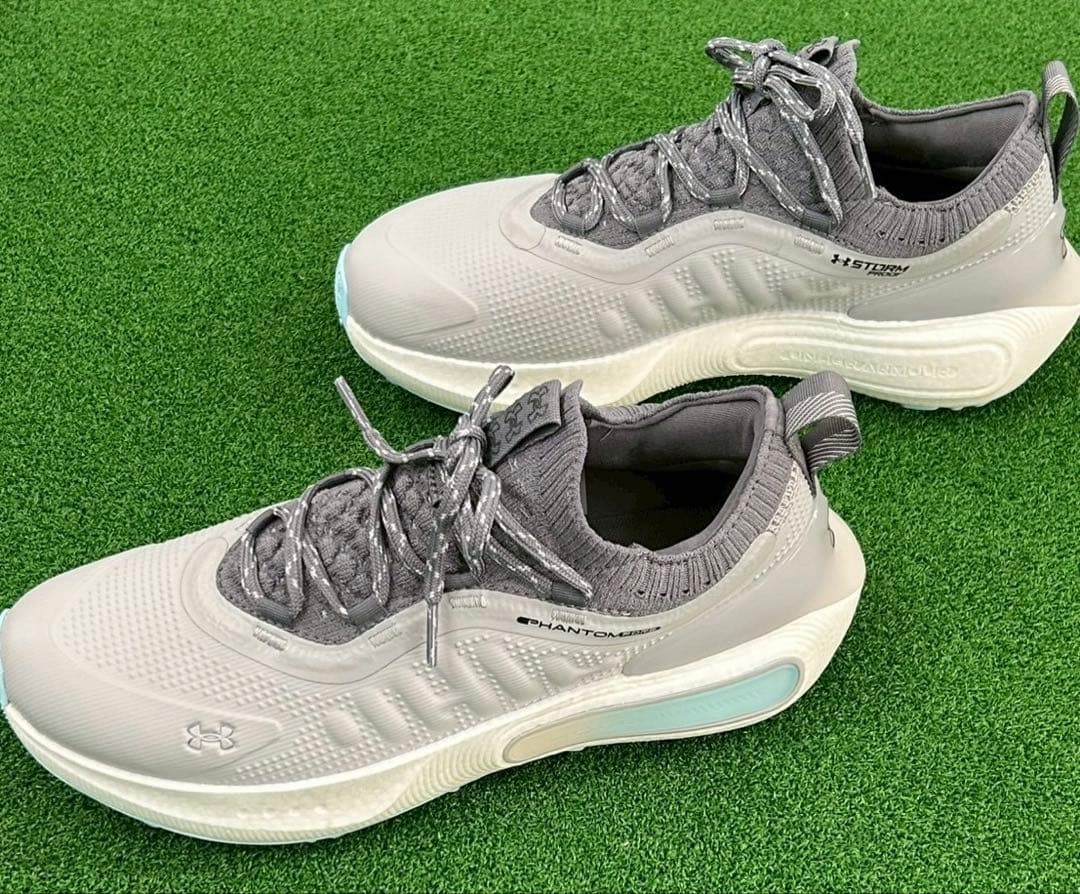 超美品　アンダーアーマー　Under Armour ゴルフシューズ