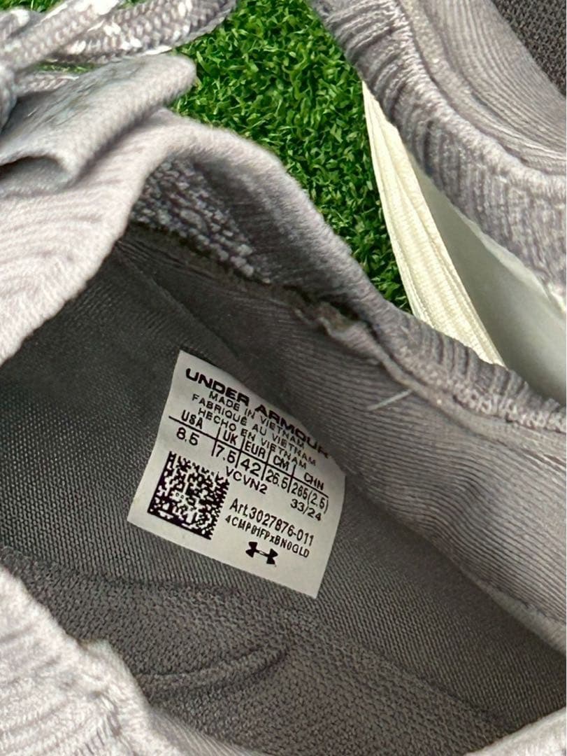 超美品　アンダーアーマー　Under Armour ゴルフシューズ