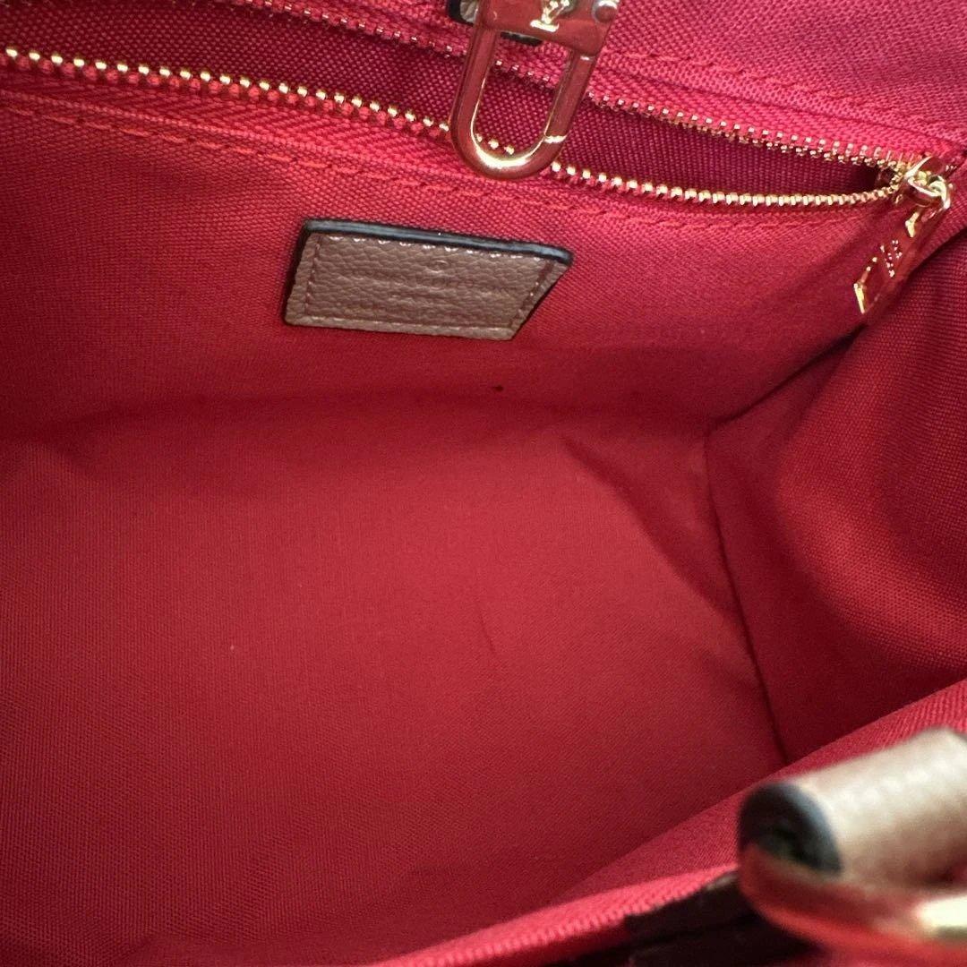 ベージュ モノグラム ショルダーバッグ