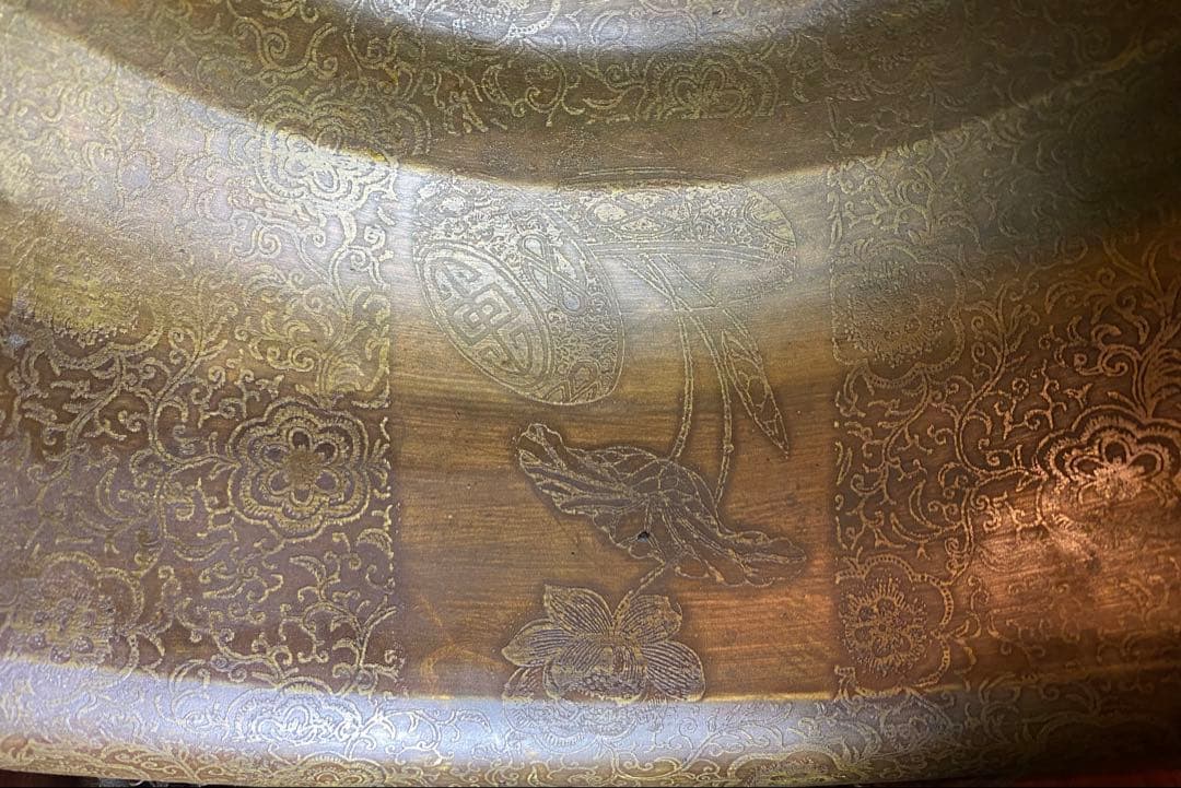 中国　清代　黄青銅　装飾洗面器　鑑賞スタンド付 ・ヴィンテージ レア