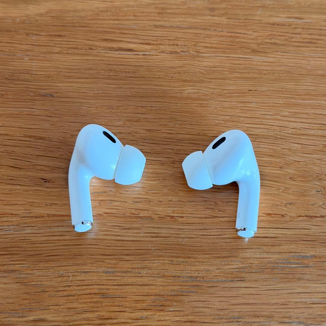 【美品】Apple AirPods pro2本体 ホワイト