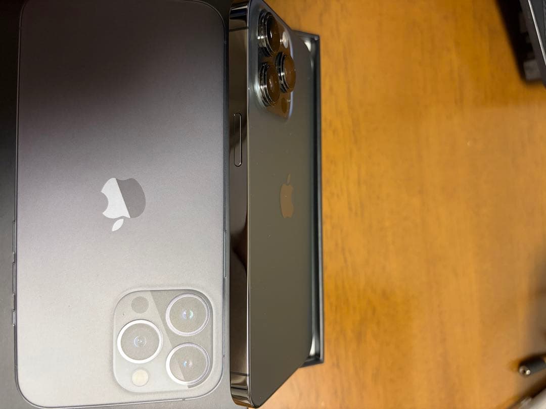 iPhone 13Pro グラファイト 本体 128G SIMフリー　ケース付き