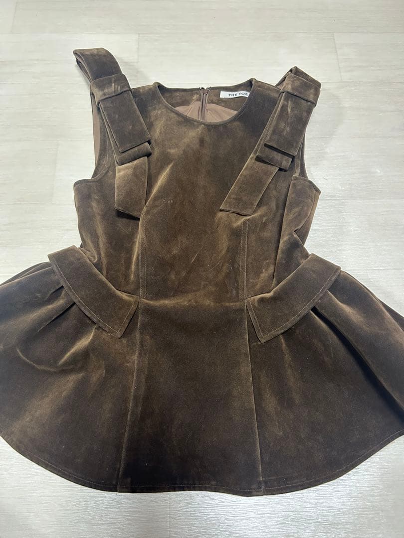 The toe Dachau Sleeveless Peplum ブラウンS