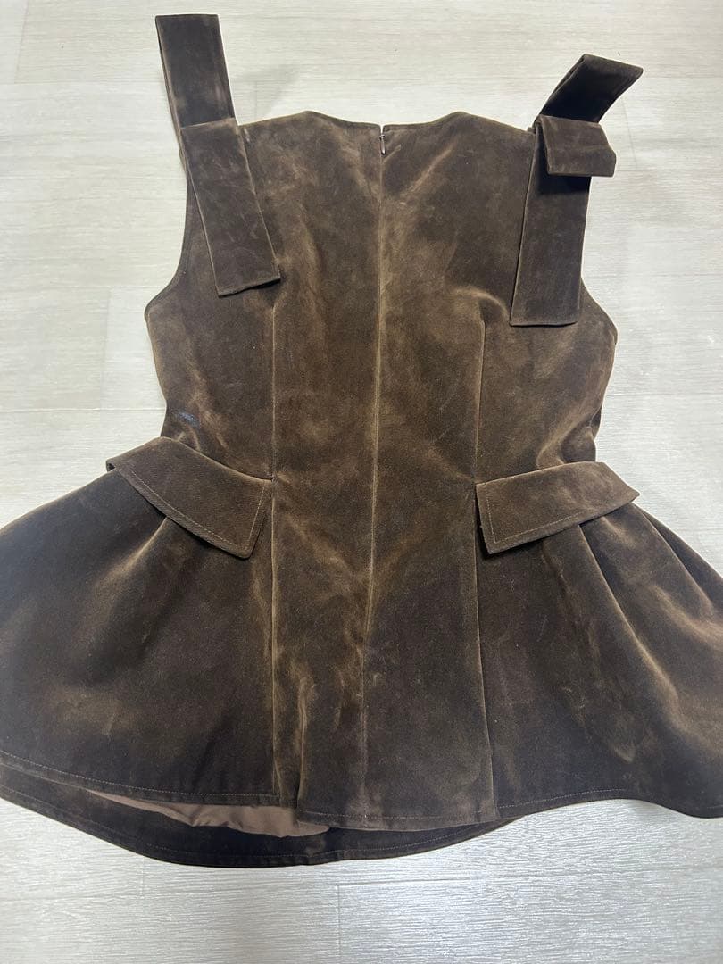 The toe Dachau Sleeveless Peplum ブラウンS