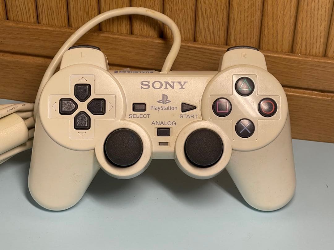 薄型　ps2 SCPH-70000 ホワイト　プレステ2 本体　箱付