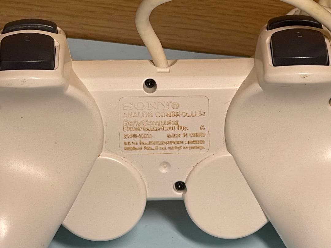 薄型　ps2 SCPH-70000 ホワイト　プレステ2 本体　箱付