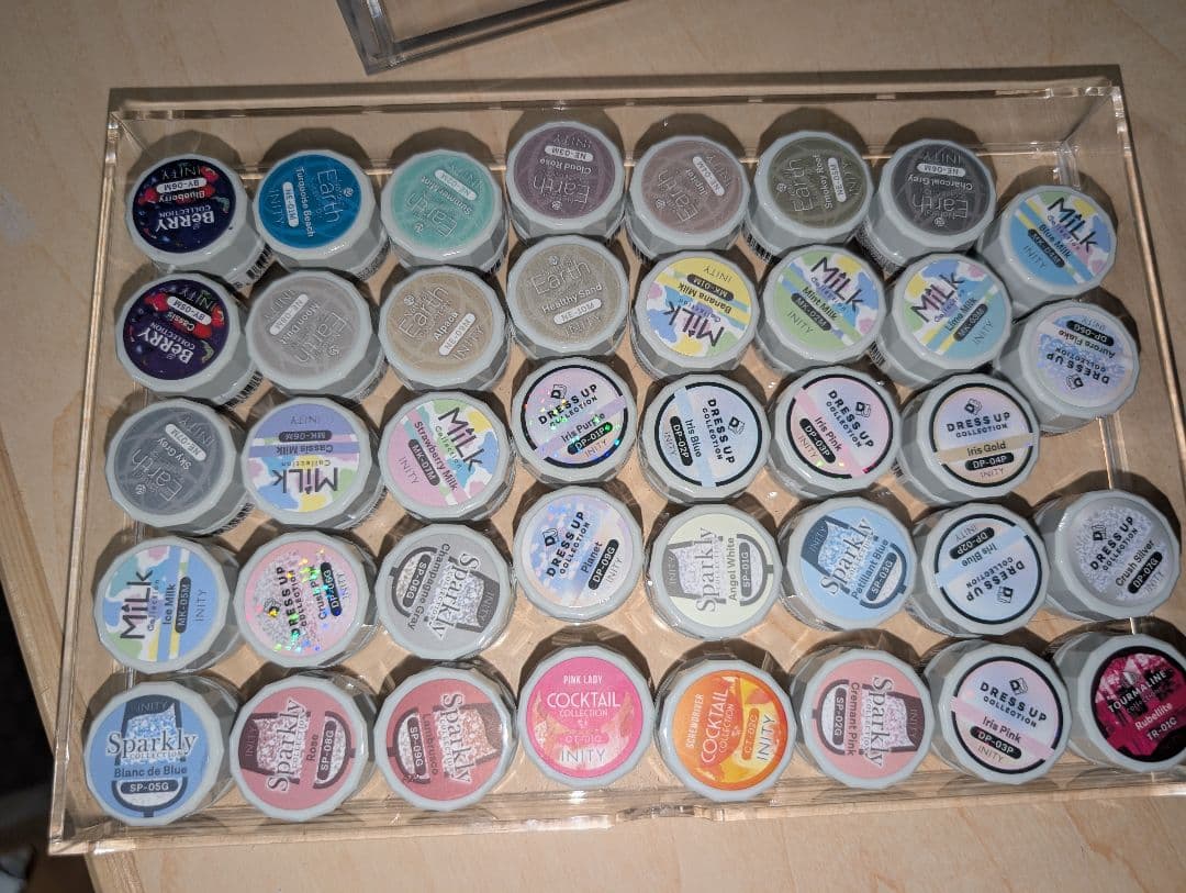 INITY アイニティ　カラー　ジェルネイル　404色セットおまけ付き