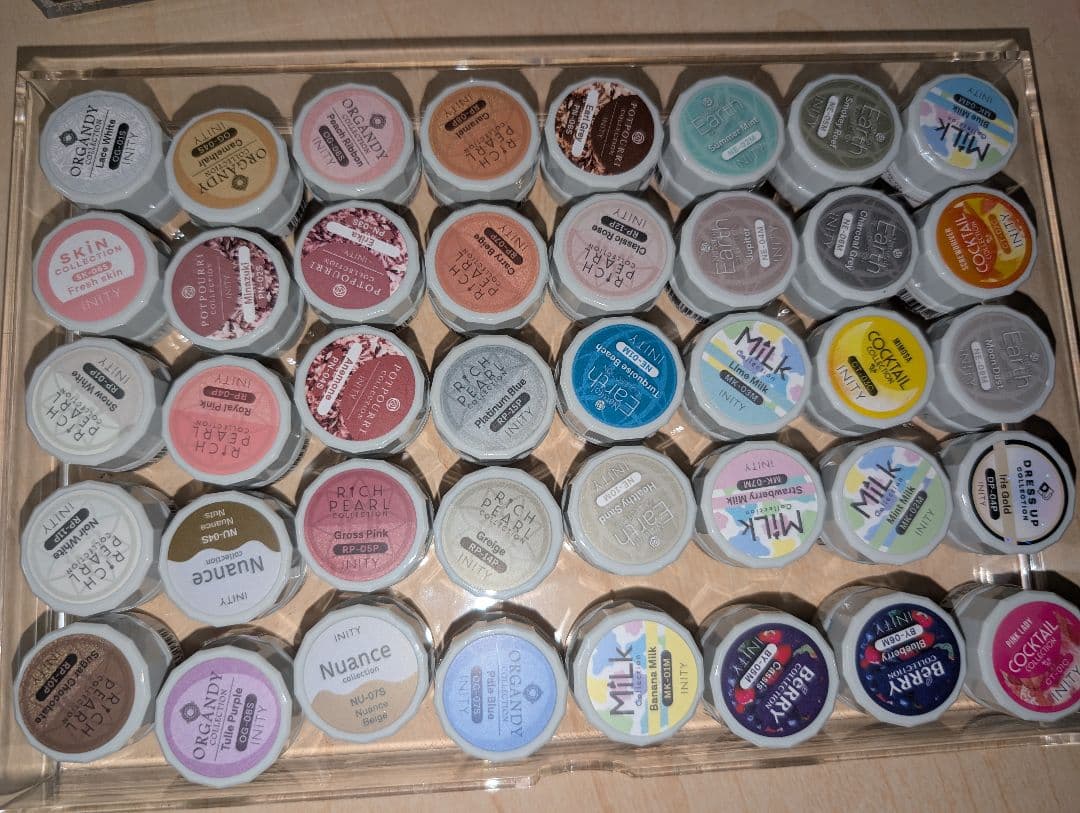 INITY アイニティ　カラー　ジェルネイル　404色セットおまけ付き