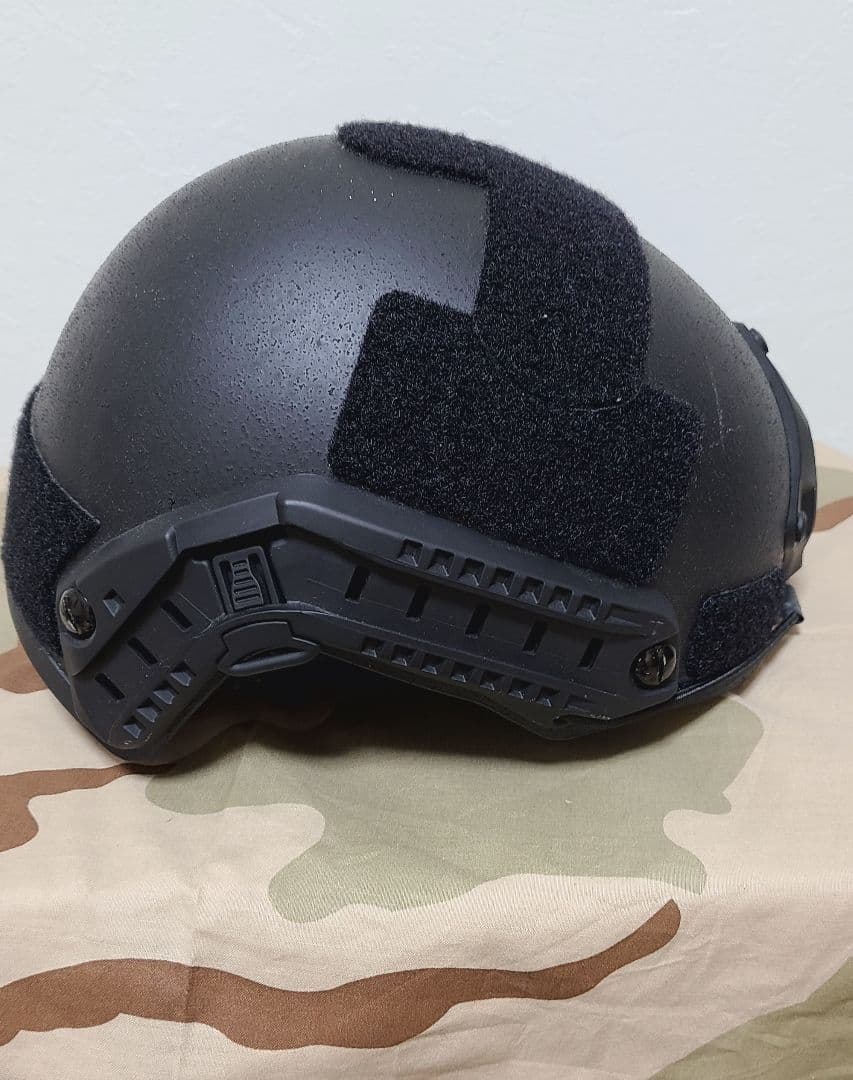 実物 NIJ-IIIA レベル3A FASTタイプ 防弾ヘルメット 即日配送