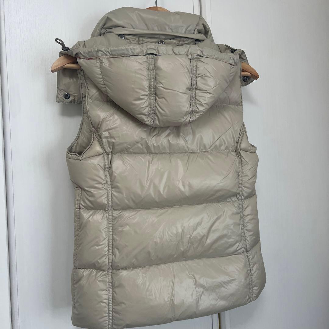Burberry ダウンベスト サイズ38 ベージュ
