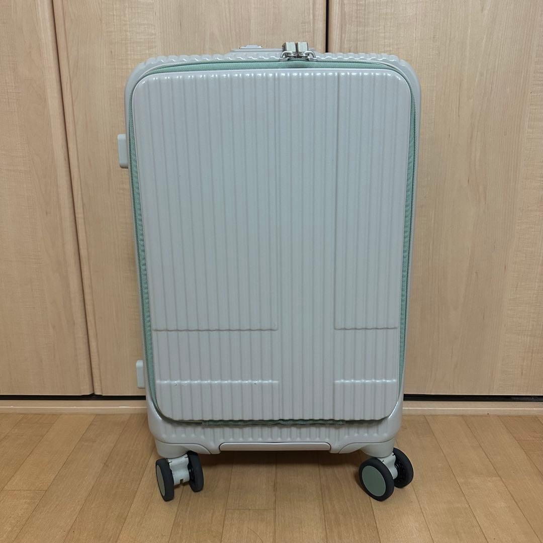【美品】 イノベーター　スーツケース　38L　サンドベージュ　機内持ち込みサイズ
