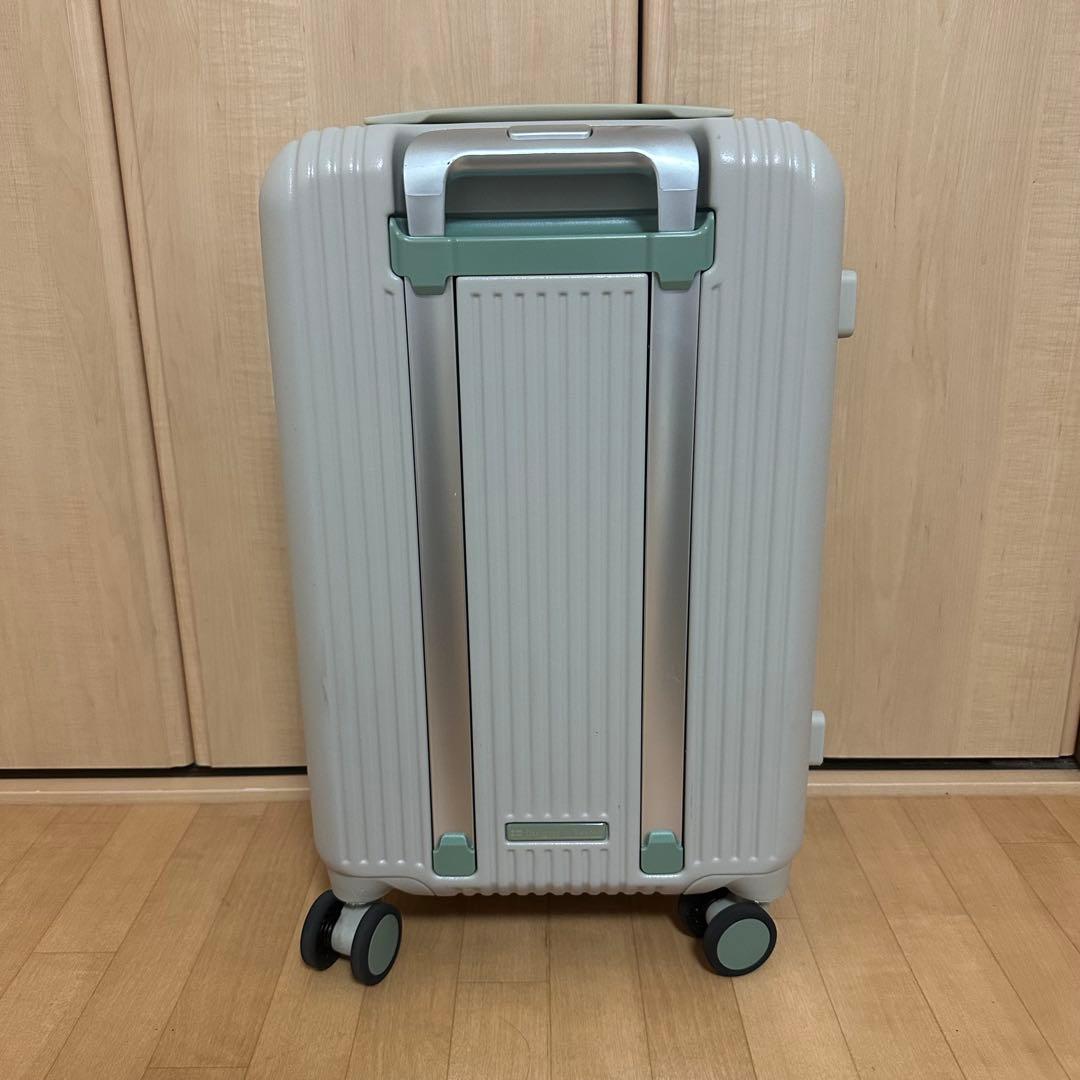 【美品】 イノベーター　スーツケース　38L　サンドベージュ　機内持ち込みサイズ