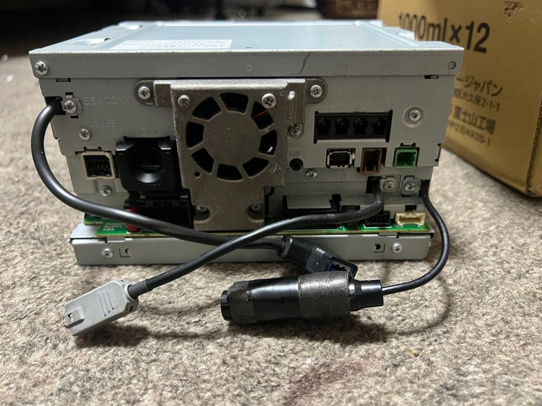 カーナビ Pioneer Carrozzeria avic-zh0999