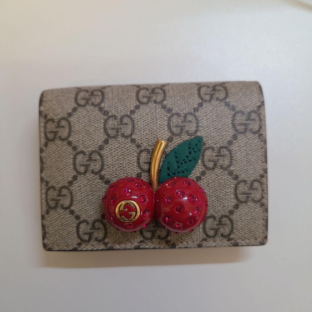 Gucciグッチ チェリー GG柄 2つ折り財布