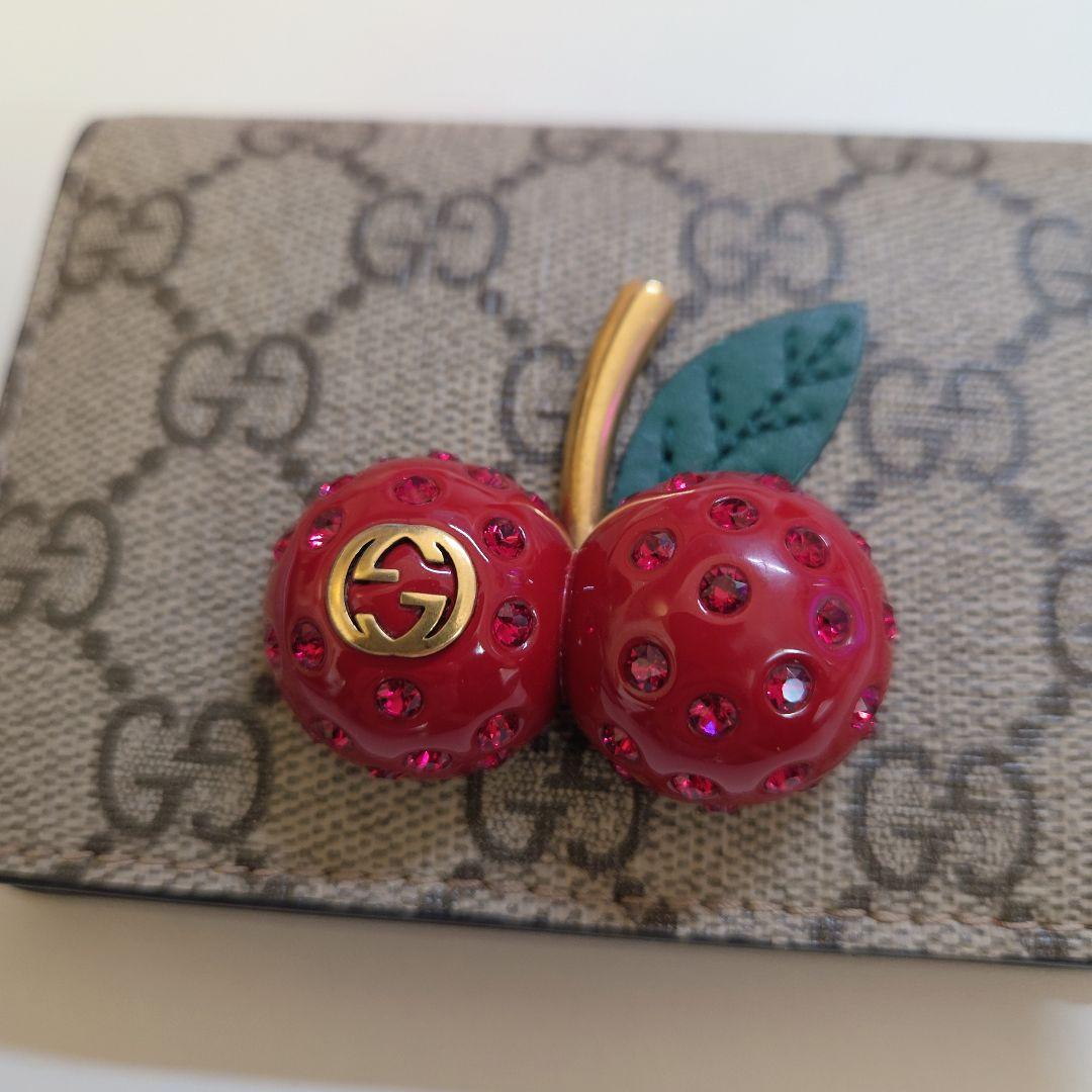 Gucciグッチ チェリー GG柄 2つ折り財布