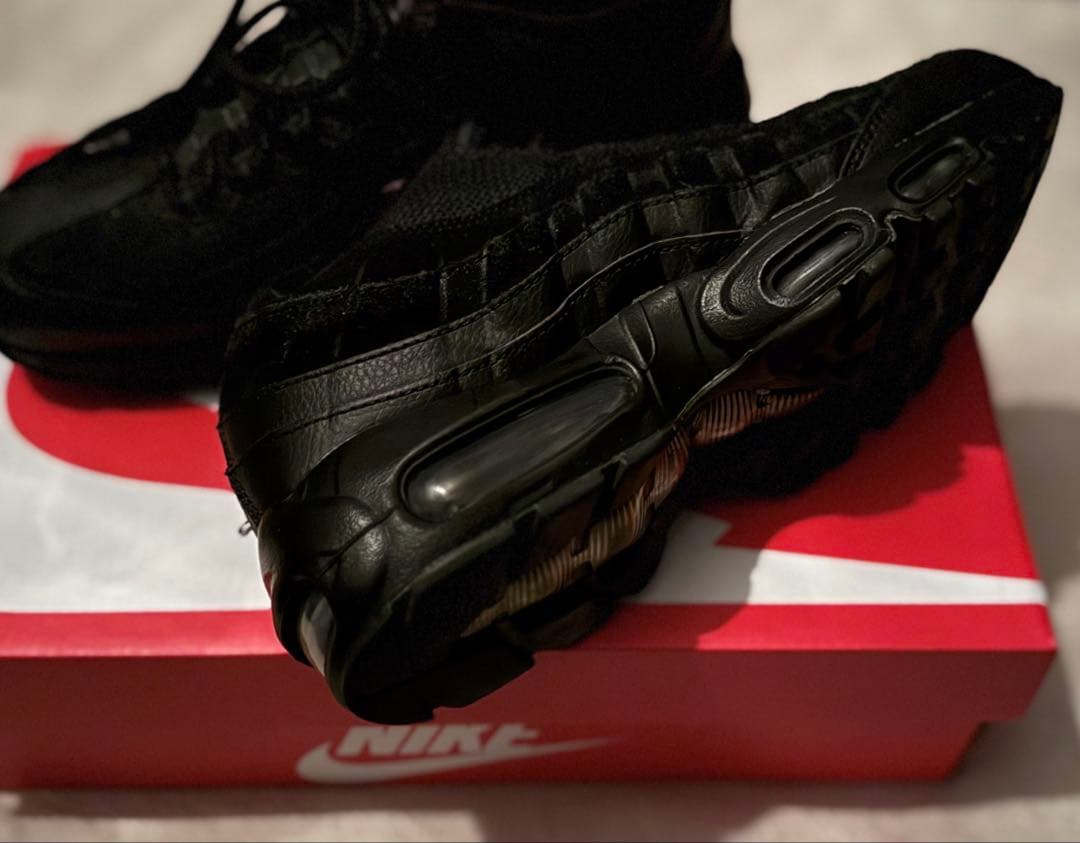 弥*々様 NIKE AIRMAX 95 ESSENTIAL Triple Bla