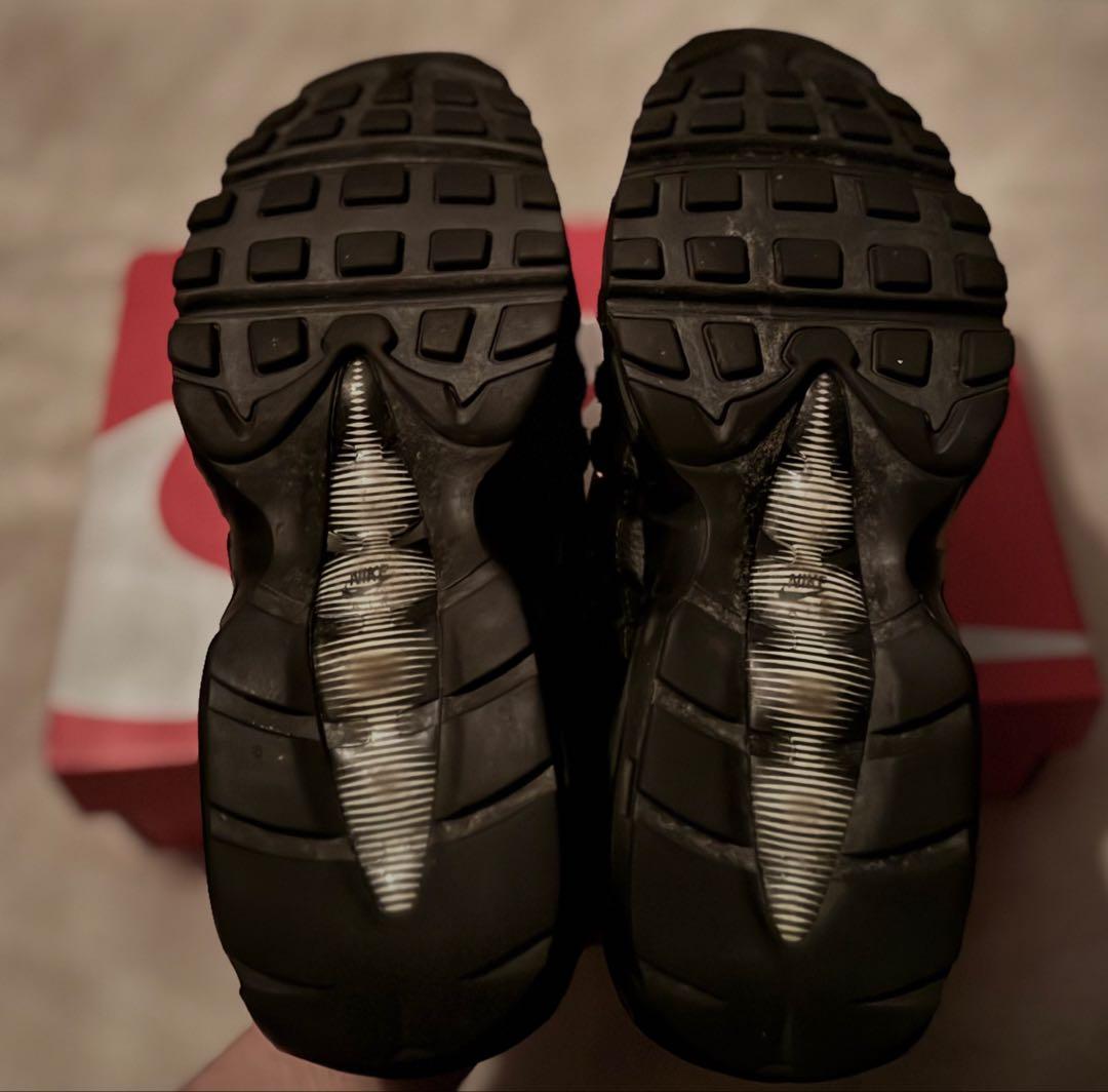 弥*々様 NIKE AIRMAX 95 ESSENTIAL Triple Bla