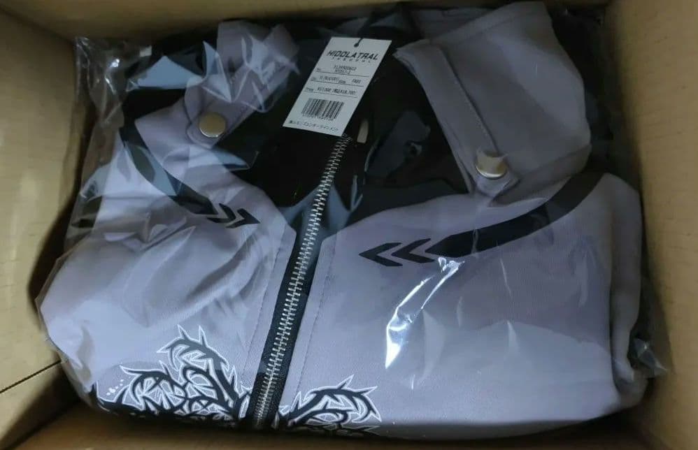 イドラタールテオドール 近未来メタルジャージ グレー GRAY 新品未開封