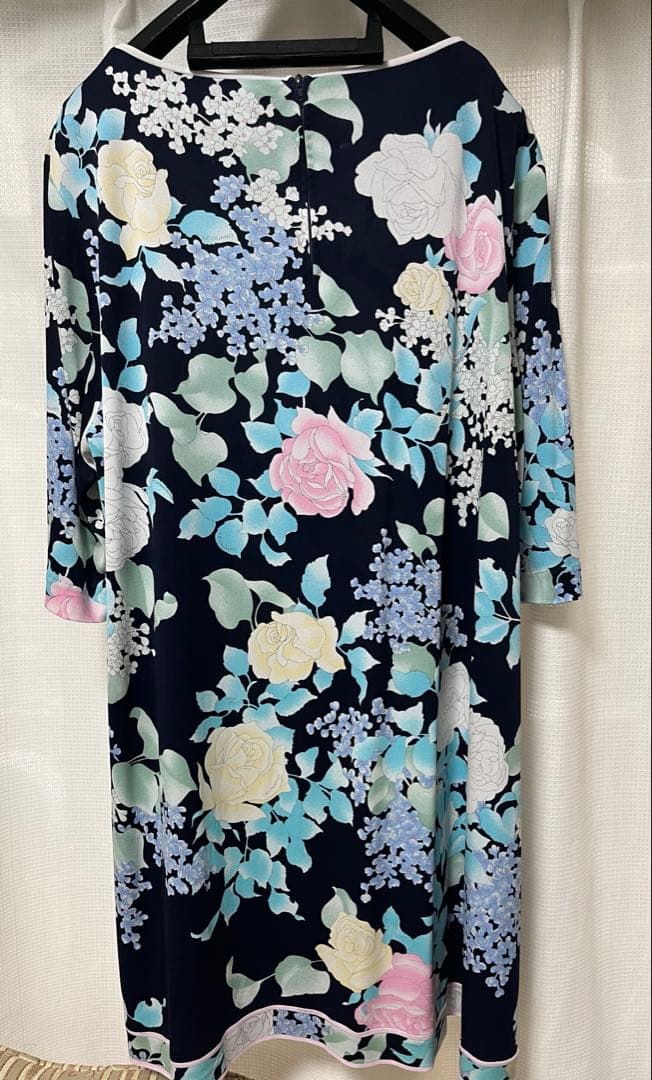 レオナール総柄チュニック 連休SALE