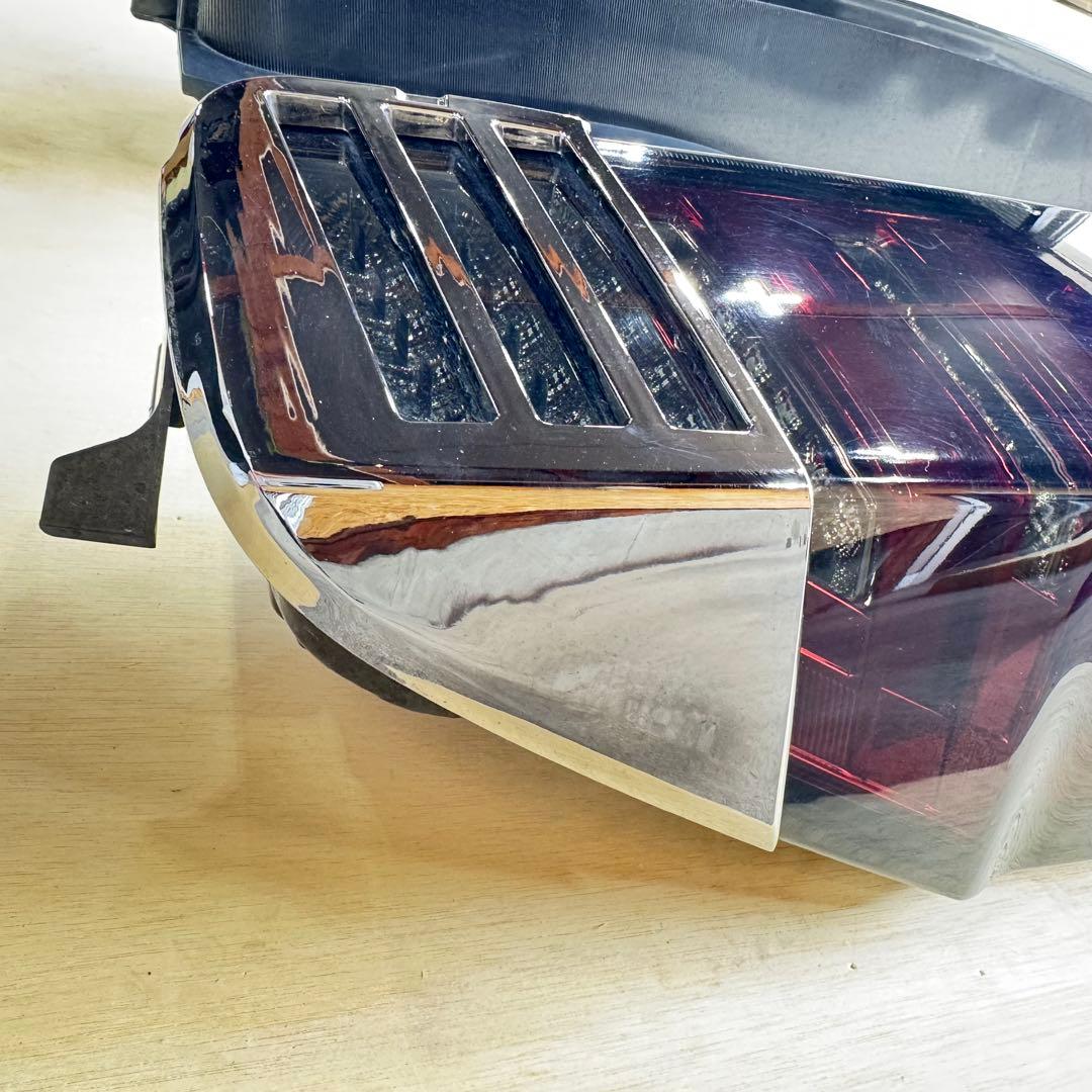 ダズテール　限定色！！　80ヴォクシーノアエスクァイア