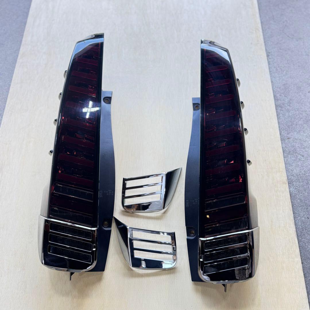 ダズテール　限定色！！　80ヴォクシーノアエスクァイア