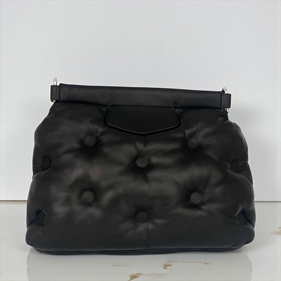 【美品】マルジェラ　グラムスラム　ラムスキン　ショルダーバッグ　ブラック　704