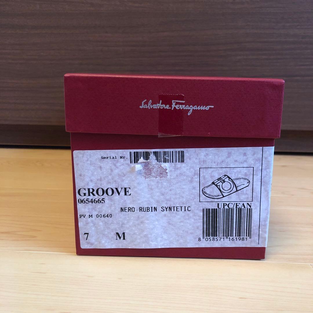 【新品未使用】フェラガモ　GROOVE ラバーサンダル　サイズ7