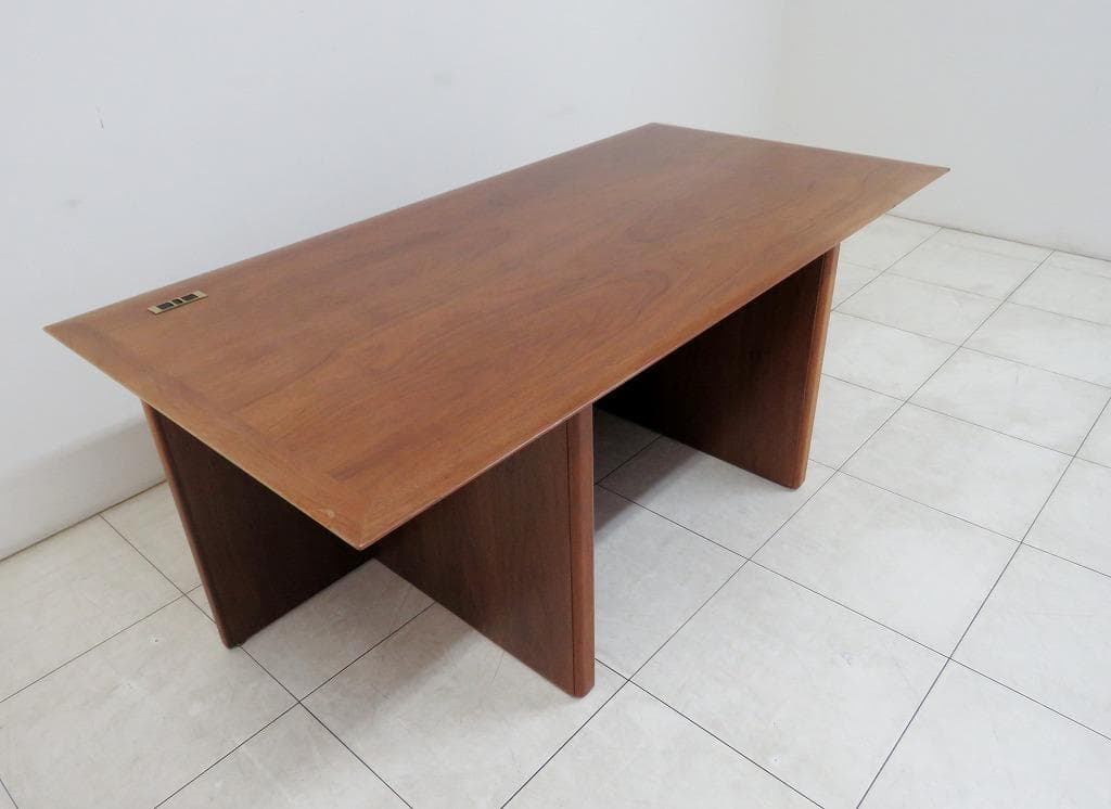 IDC大塚家具■デスク パラダイム ウォールナット材■36万■役員エグゼクティブ