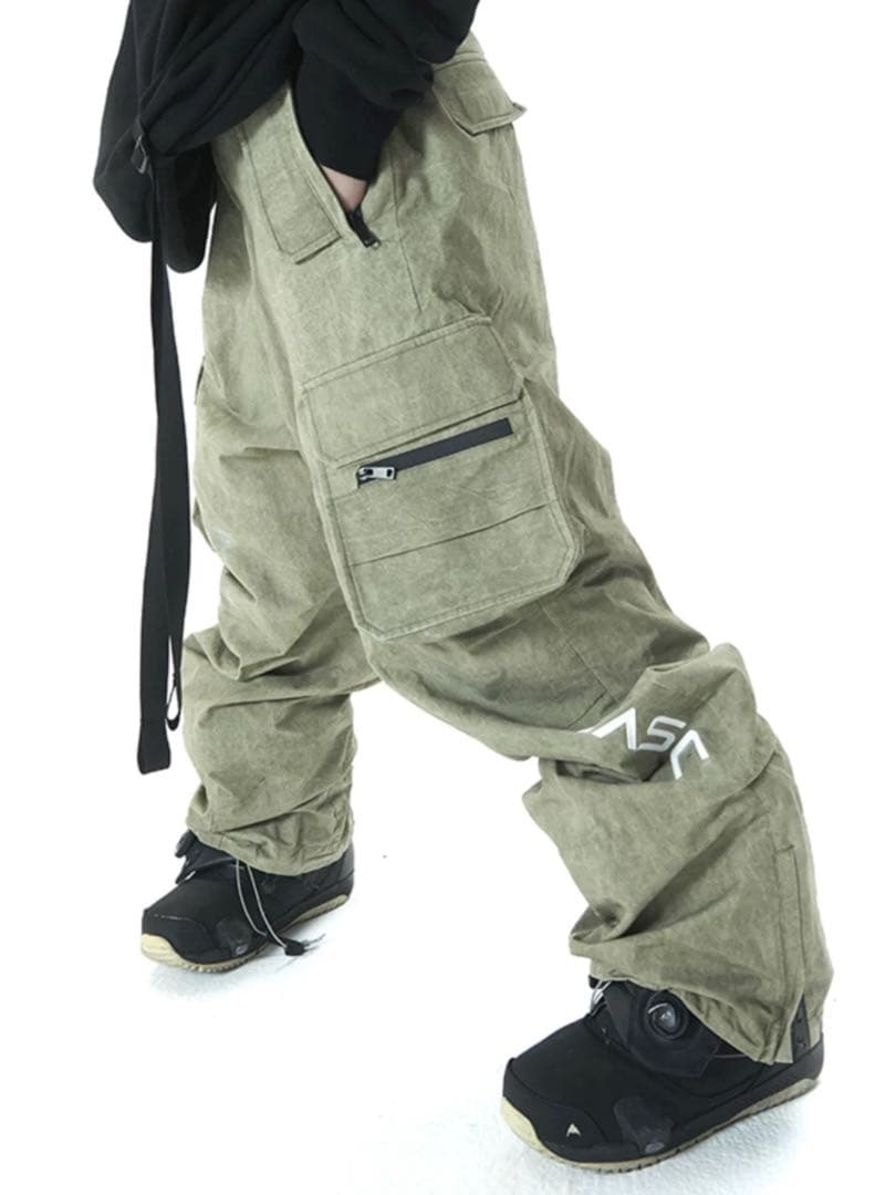 スキーパンツ M 男女兼用 カーキ 新品未使用