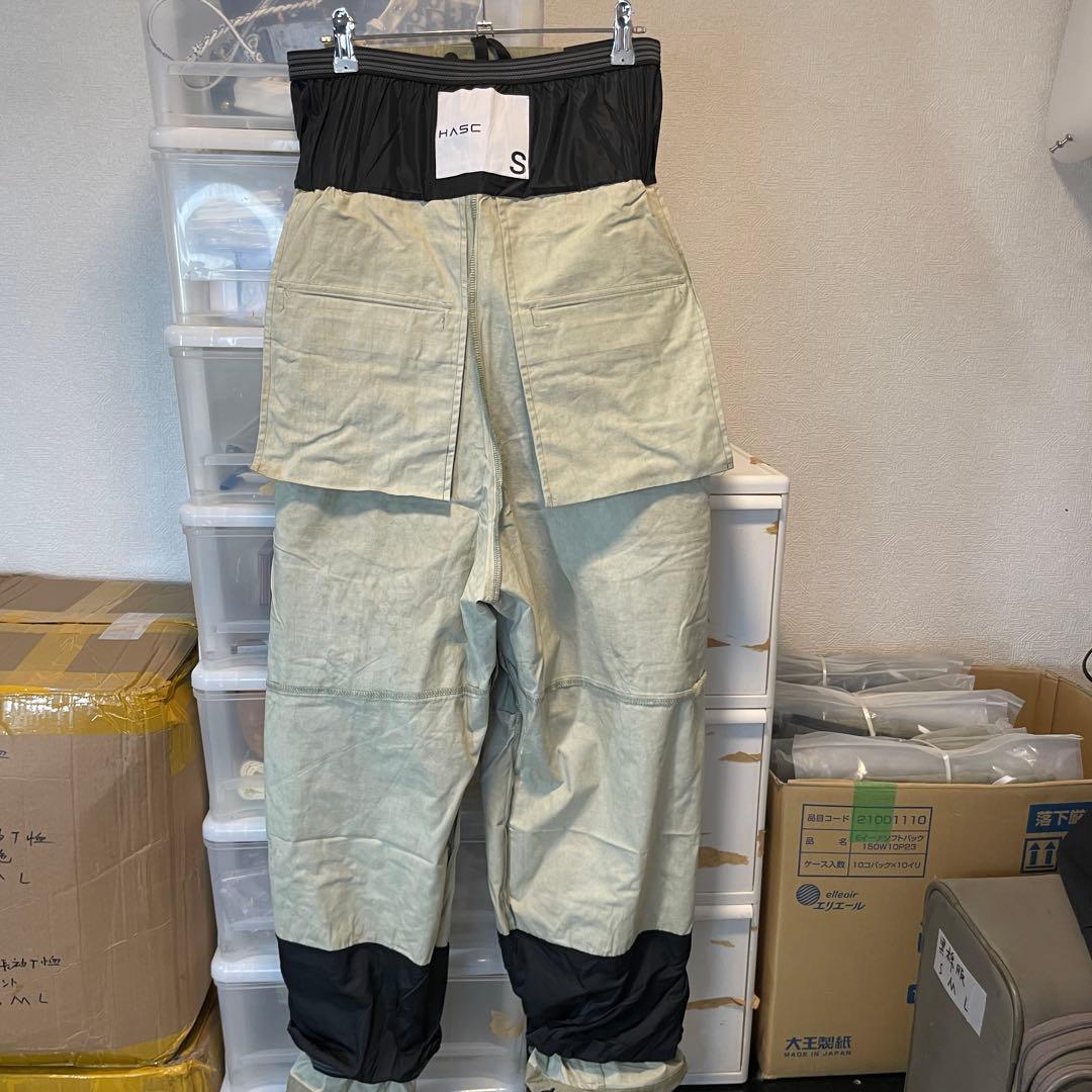 スキーパンツ M 男女兼用 カーキ 新品未使用