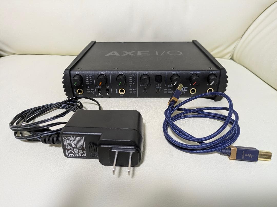 IK Multimedia AXE I/O オーディオインターフェイス