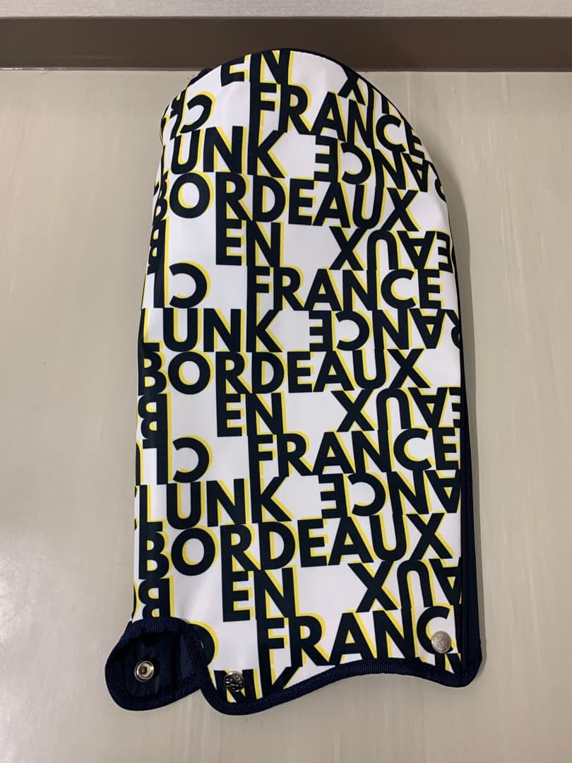 未使用品 CLUNK キャディバッグ 7型 ホワイト/ブラック/イエロー