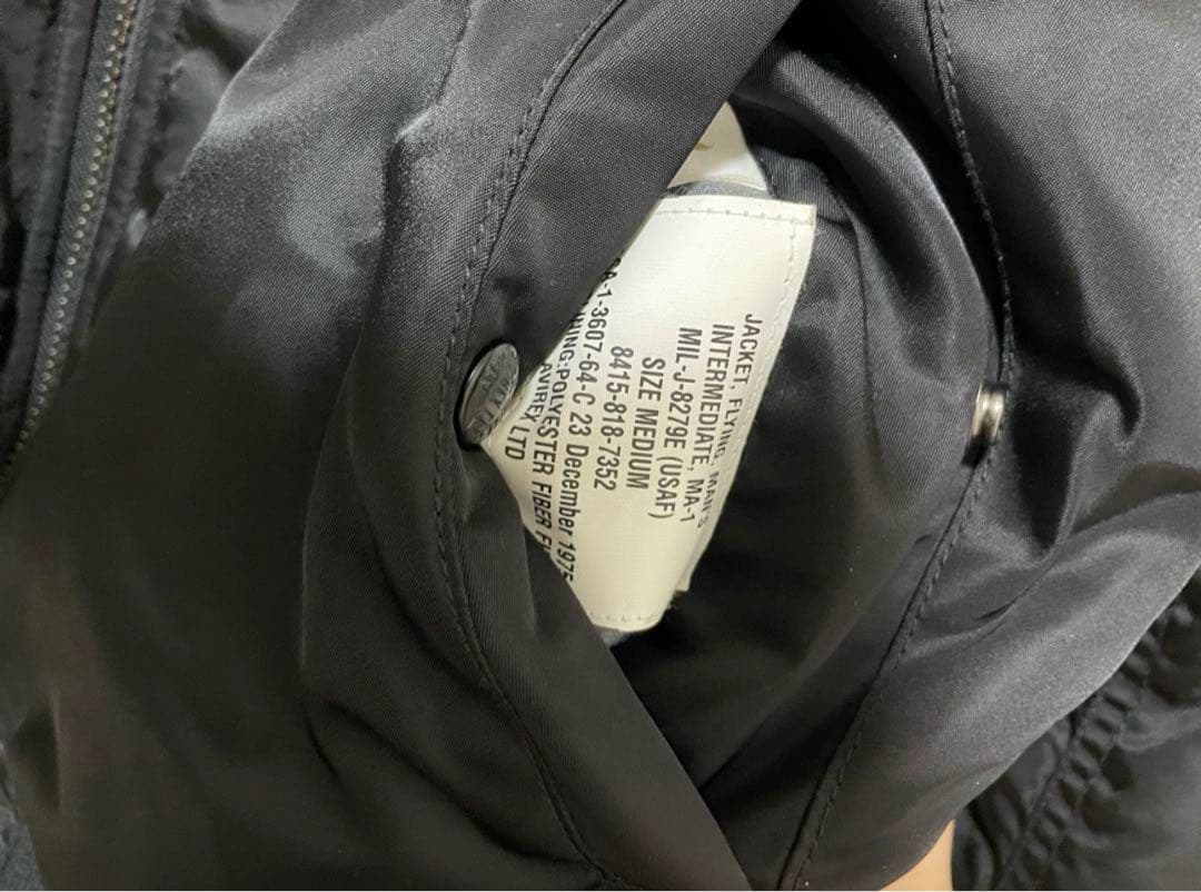 AVIREX ブラック MA-1 フライトジャケット M