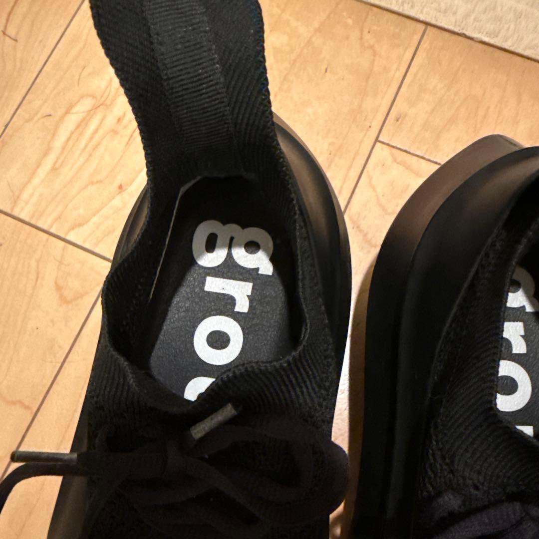 グラウンズ　厚底　スニーカー