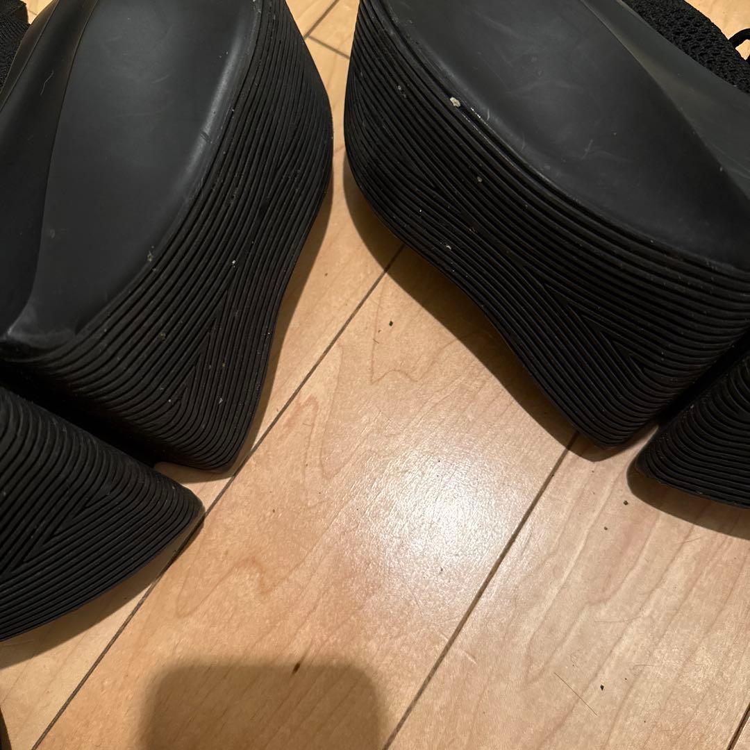 グラウンズ　厚底　スニーカー