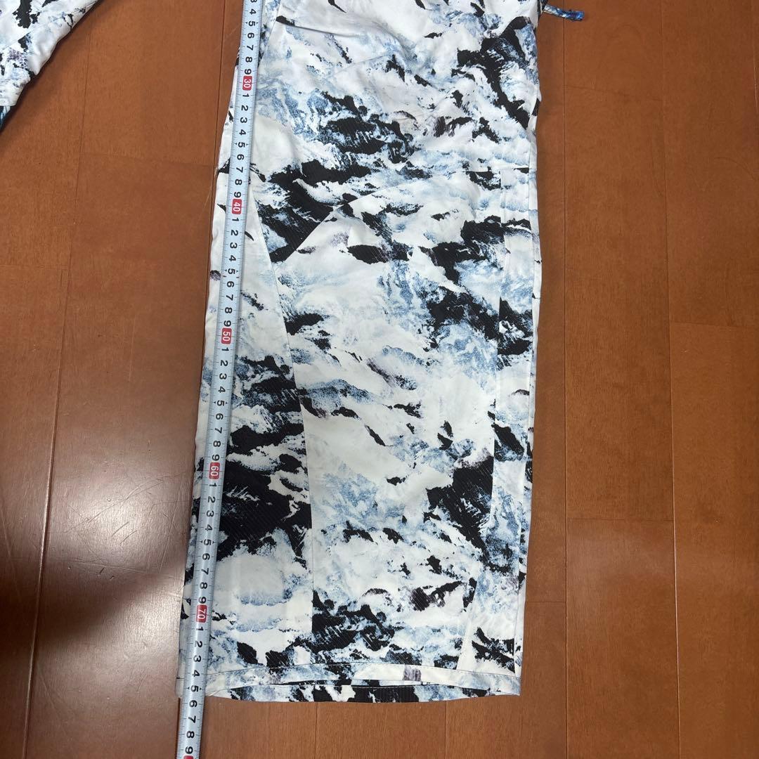 Phenix 迷彩柄 フード付きスキーウェア