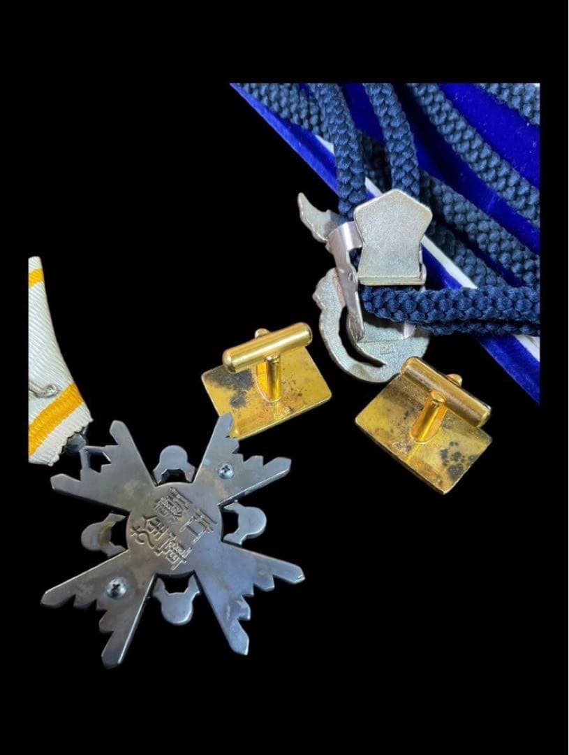 勲記 賞状 勲五等瑞宝章 純銀刻印 60g