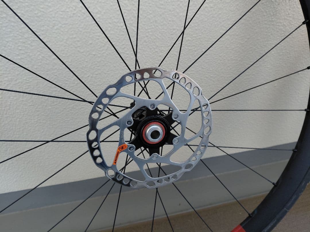 fulcrum Racing 4 DB Pirelli P7 Sport 前後