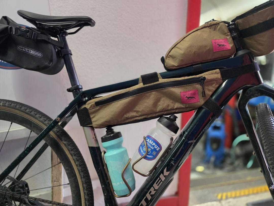 SWIFT INDUSTRIES ホールドファスト ハーフフレームバッグ L 黒