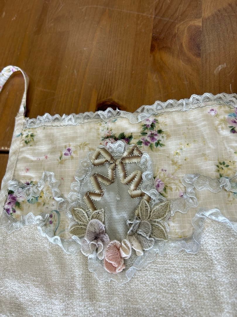 未使用さえらアキアカネ裏表リバーシブル☆レアレースフリルエプロン超可愛い素敵上品