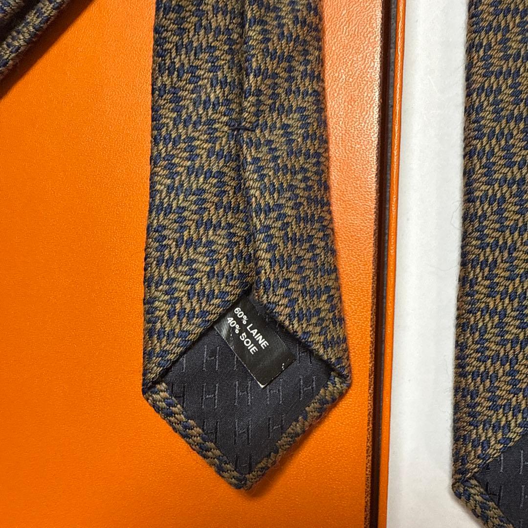 美品　エルメス　ネクタイ　茶色・紺　シルクウール　ジャガード