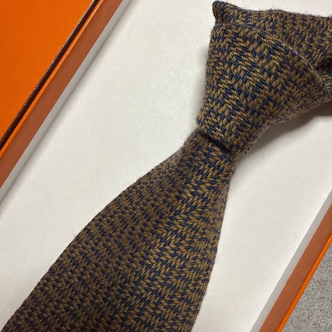 美品　エルメス　ネクタイ　茶色・紺　シルクウール　ジャガード