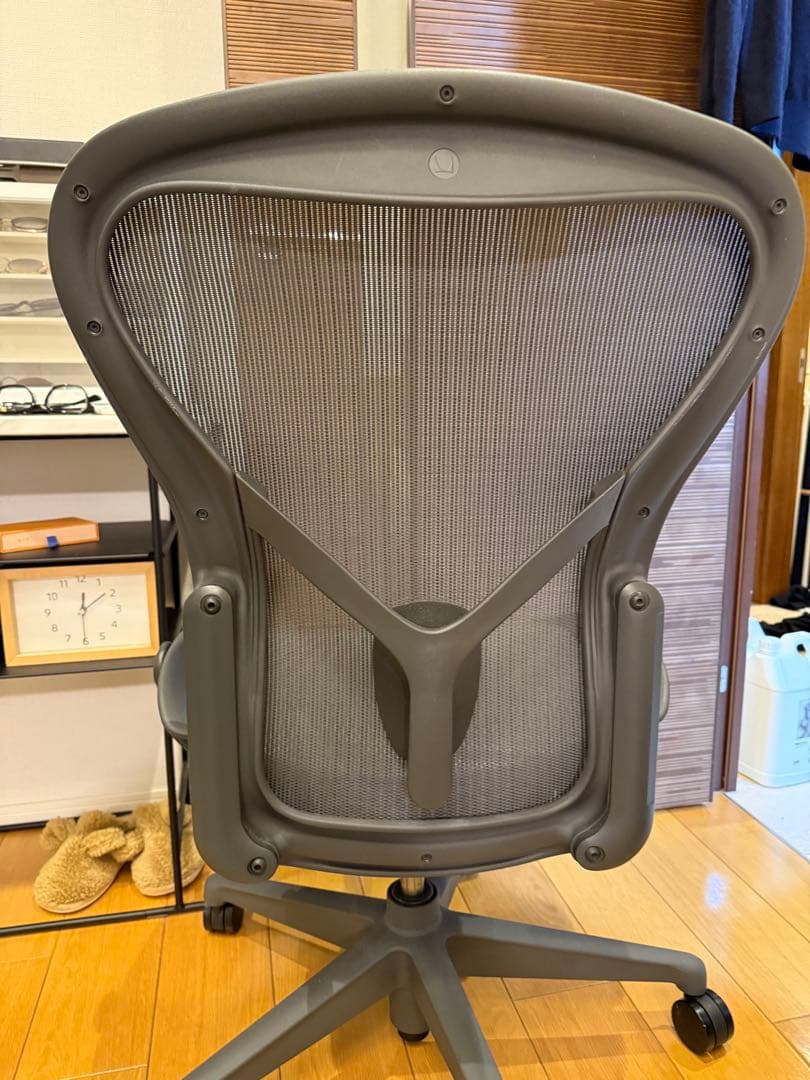 【美品】アーロンチェア リマスタード ライト アームレス Bサイズ