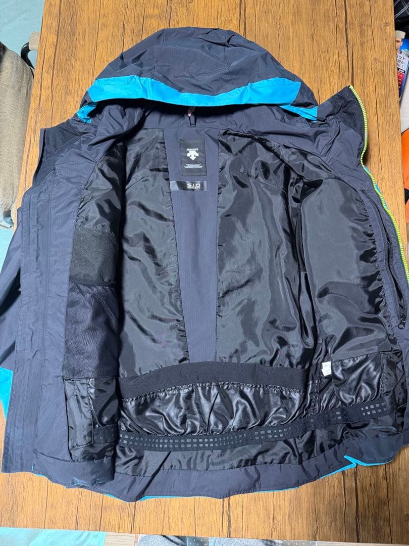 DESCENTE スキーウェア 女性用 青黒